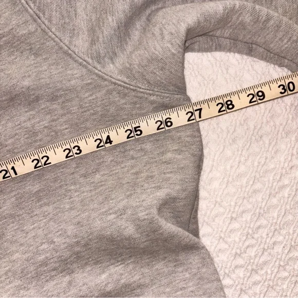 NFL men’s XXL Kansas City Chiefs light gray sweatshirt front logo - Picture 5 of 6